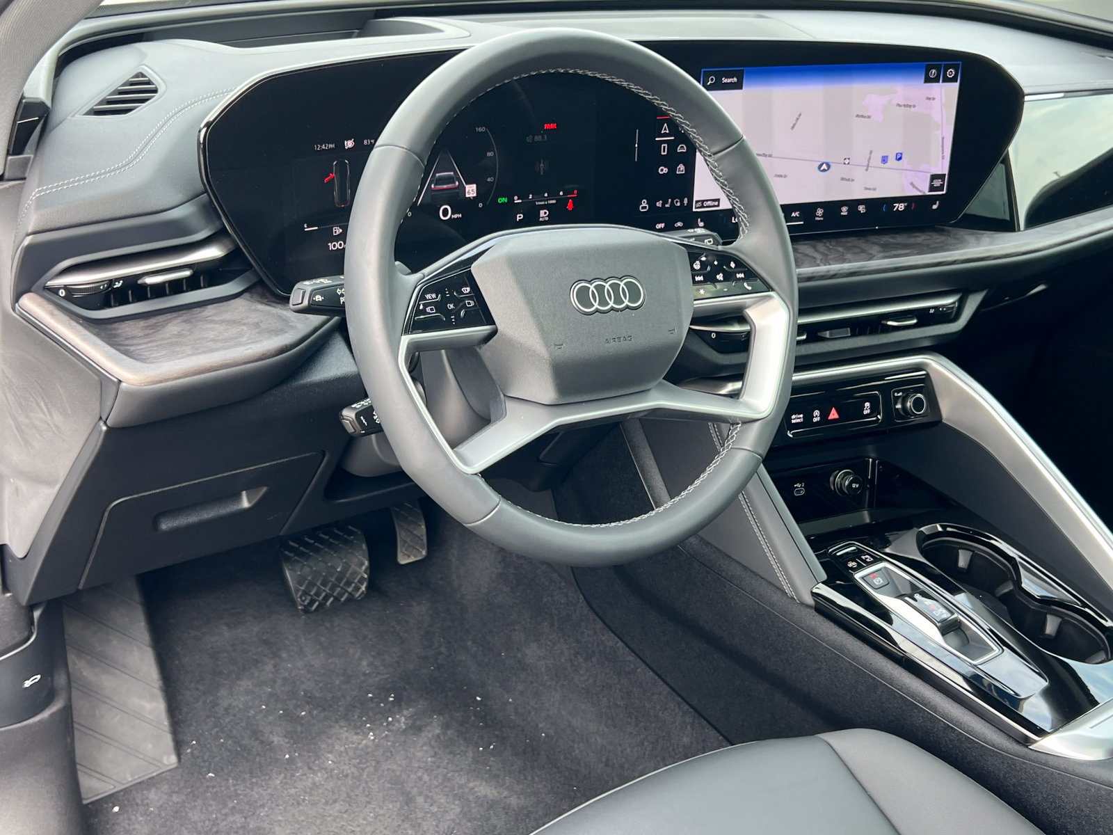 Used 2025 Audi Q5 Premium Plus w/ Premium Plus AWD/4WD image 18