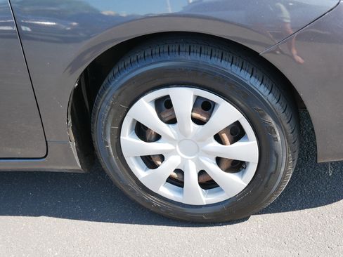 Used 2010 Toyota Corolla LE FWD image 15