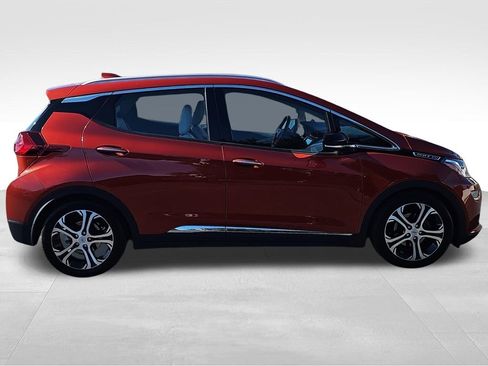 Used 2021 Chevrolet Bolt Premier w/ Infotainment Package image 2