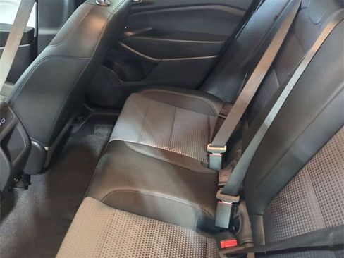 Certified 2025 Chevrolet Trax LT image 23