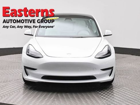 Used 2023 Tesla Model 3 Standard Range RWD image 2