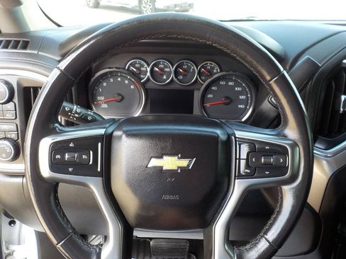 Used 2021 Chevrolet Silverado 1500 LT w/ Fleet Comfort Package AWD/4WD image 16