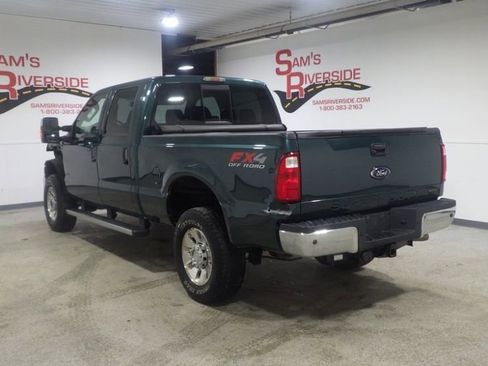 Used 2010 Ford F350 4x4 Crew Cab Super Duty image 2