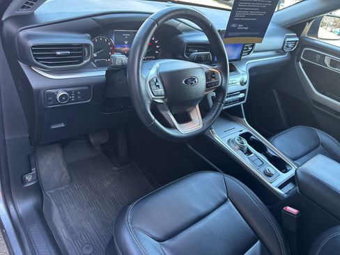 Certified 2022 Ford Explorer XLT w/ Equipment Group 202A image 15