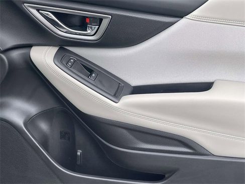 Used 2023 Subaru Forester Premium image 18