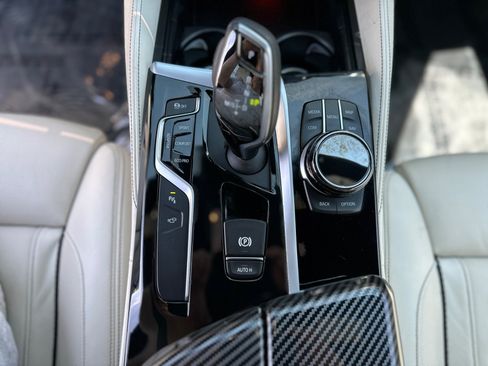 Used 2019 BMW M550i xDrive AWD/4WD image 32