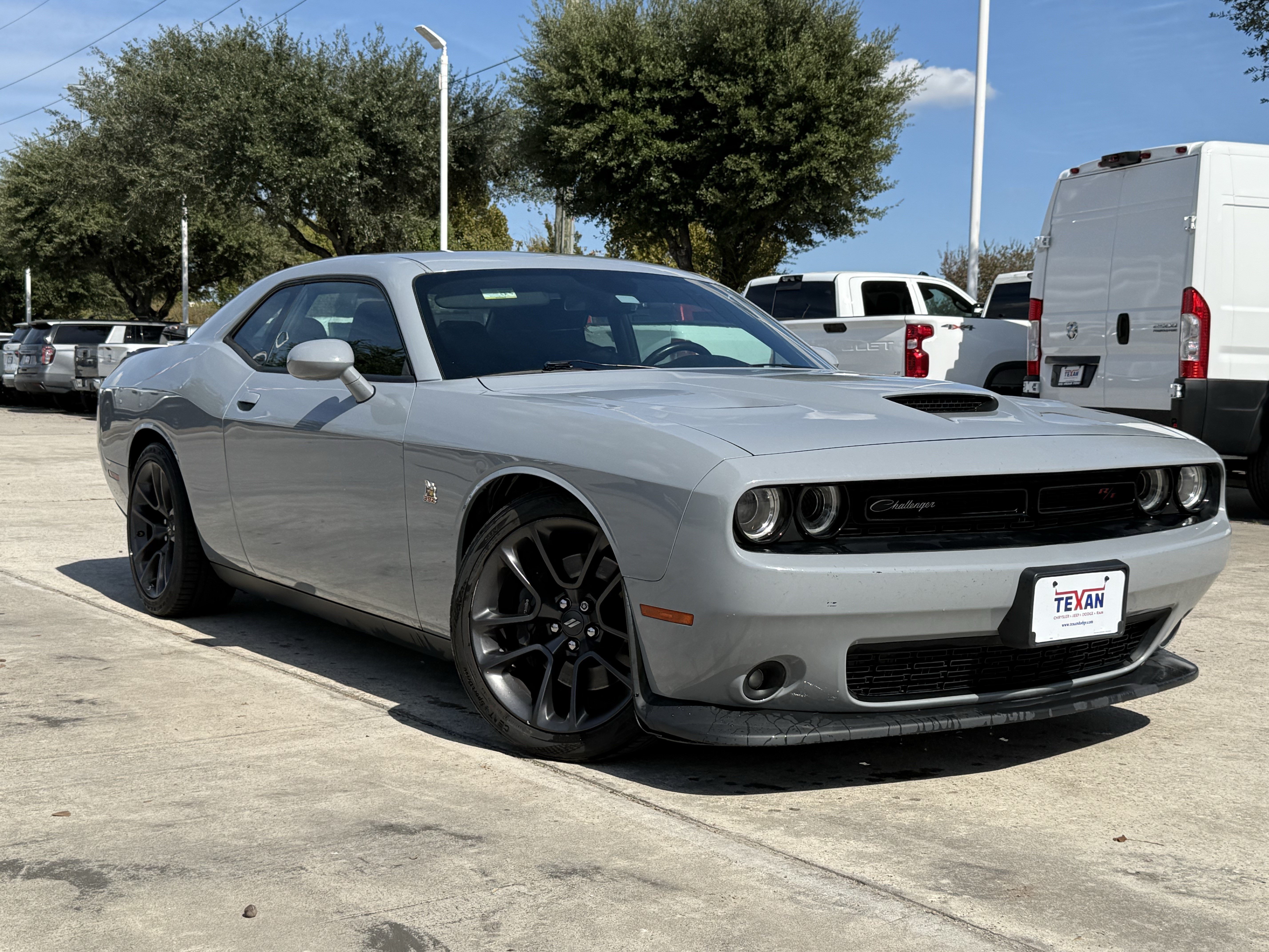 Used 2021 Dodge Challenger R/T Scat Pack RWD image 2