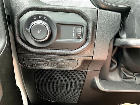 Used 2026 Jeep Wrangler Sport AWD/4WD image 34