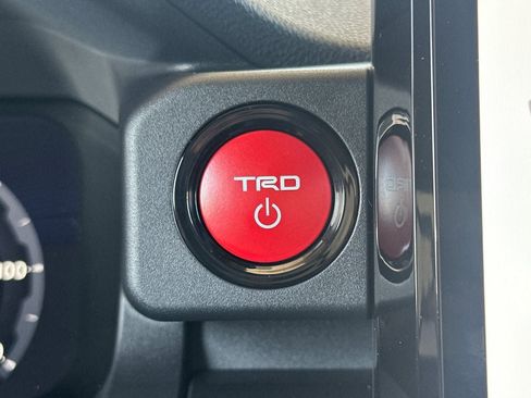 New 2026 Toyota 4Runner TRD Off-Road Premium AWD/4WD image 25