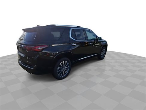 Certified 2023 Chevrolet Traverse Premier image 8