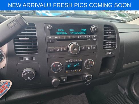 Used 2013 Chevrolet Silverado 1500 LT w/ All-Star Edition AWD/4WD image 9
