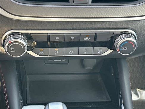 Used 2025 Nissan Altima 2.5 SR FWD image 22