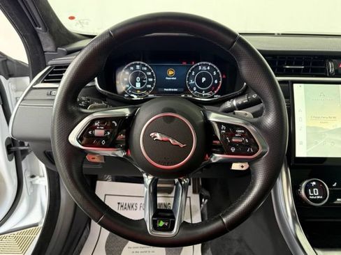 Certified 2023 Jaguar XF R-Dynamic SE AWD/4WD image 41