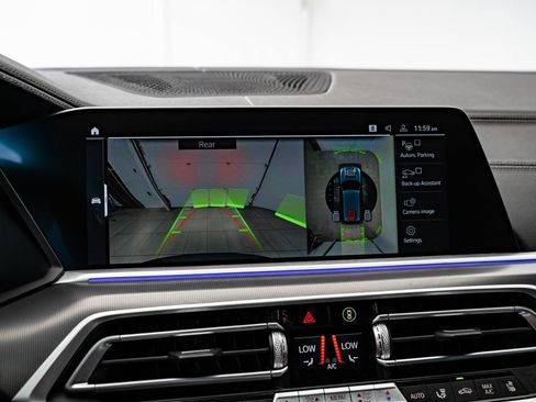 Used 2022 BMW X5 M50i w/ Premium Package AWD/4WD image 36