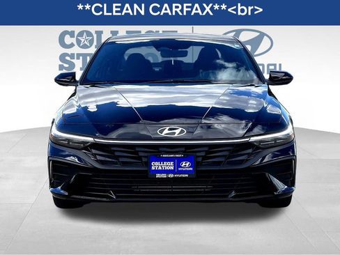 Used 2025 Hyundai Elantra Sport image 4