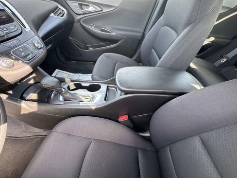 Certified 2022 Chevrolet Malibu LS image 24