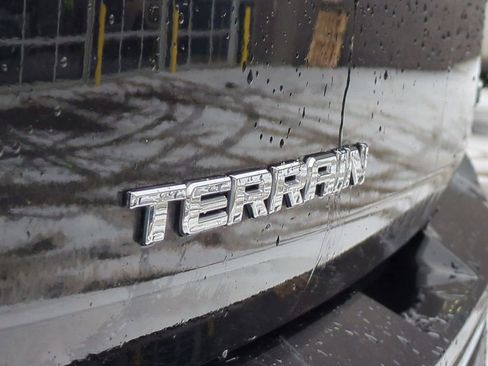 Used 2020 GMC Terrain SLT w/ Preferred Package image 13