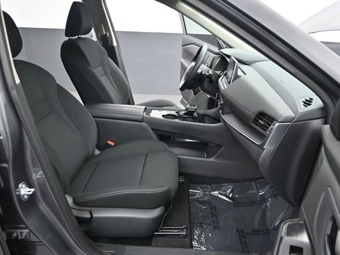 Certified 2026 Nissan Rogue S FWD image 25