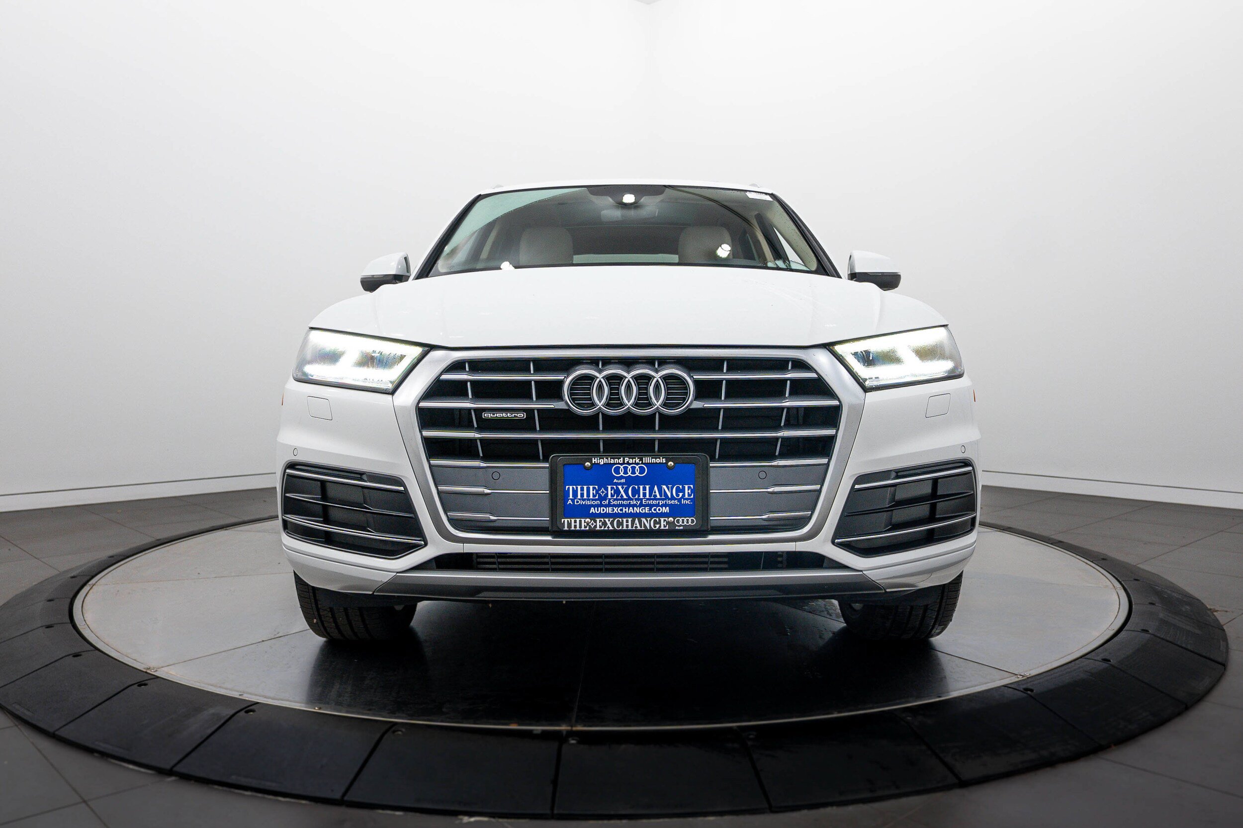 Used 2019 Audi Q5 2.0T Premium Plus w/ Premium Plus Package AWD/4WD image 24