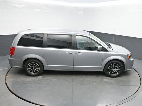 Used 2019 Dodge Grand Caravan GT image 25