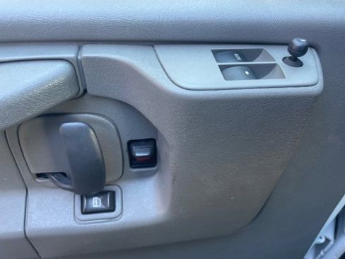 Used 2014 Chevrolet Express 3500 LT w/ LT Preferred Equipment Group RWD image 9