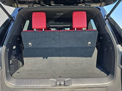 Used 2024 Lexus LX 600 F Sport image 39