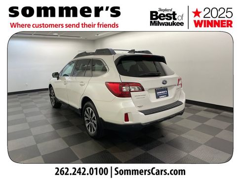 Used 2017 Subaru Outback 2.5i Limited AWD/4WD image 3