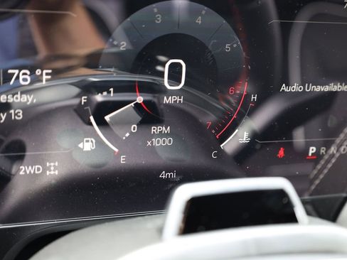 New 2026 GMC Yukon XL AT4 Ultimate AWD/4WD image 14