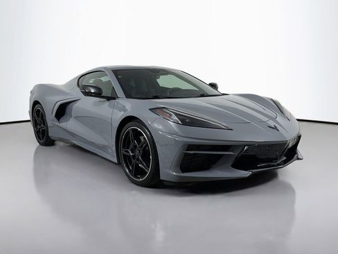 Used 2024 Chevrolet Corvette Stingray Preferred Cpe w/ 2LT RWD image 3