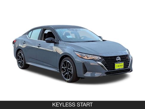 New 2025 Nissan Sentra SR image 2