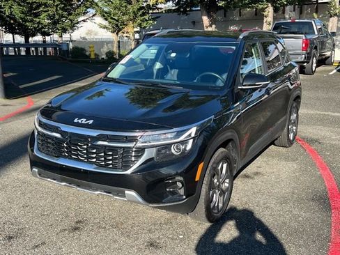 Certified 2024 Kia Seltos S image 3