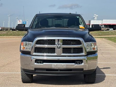Used 2017 RAM 2500 Tradesman w/ Chrome Appearance Group image 3