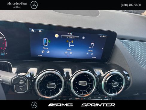 Certified 2026 Mercedes-Benz GLA 250 image 25