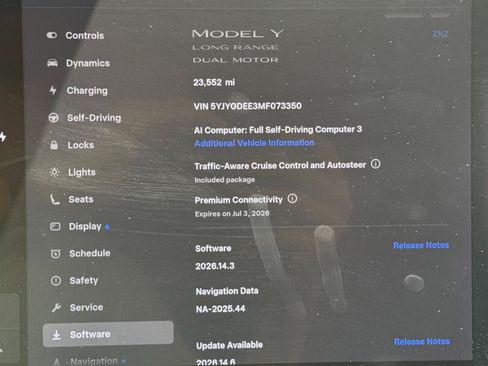 Used 2021 Tesla Model Y Long Range AWD/4WD image 11