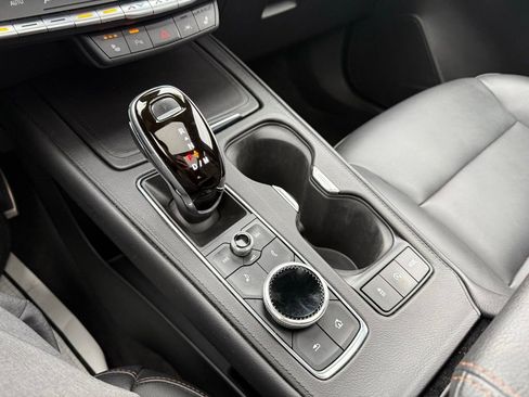 Used 2020 Cadillac XT4 Sport w/ Cold Weather Package image 29