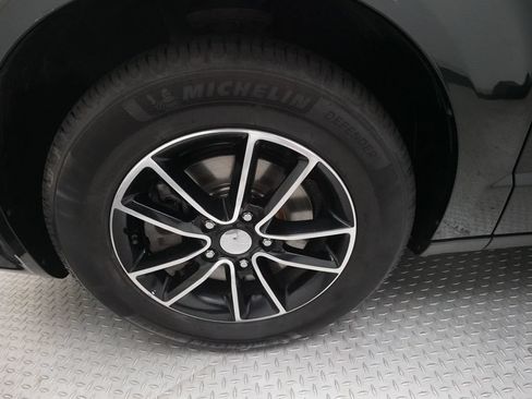 Used 2018 Dodge Grand Caravan GT FWD image 28