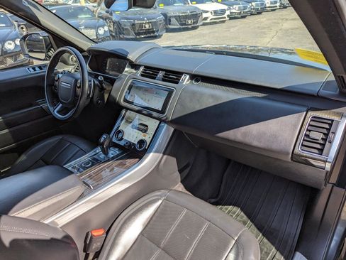 Used 2019 Land Rover Range Rover Sport Supercharged image 32