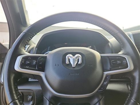 Used 2020 RAM 1500 Big Horn image 12