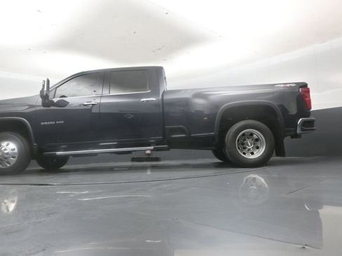Used 2024 Chevrolet Silverado 3500 LTZ w/ LTZ Plus Package AWD/4WD image 43