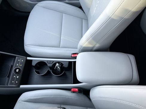 New 2026 Hyundai Kona Limited FWD image 22