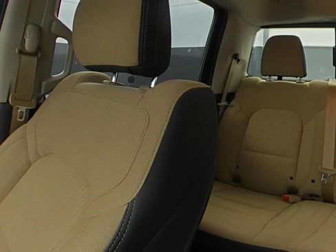 Used 2020 RAM 1500 Big Horn AWD/4WD image 9
