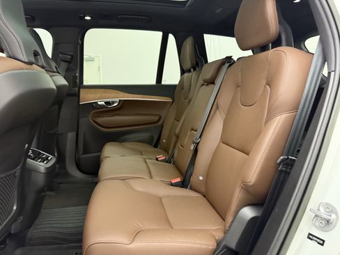 Certified 2023 Volvo XC90 B5 Plus w/ Protection Package Premier AWD/4WD image 24