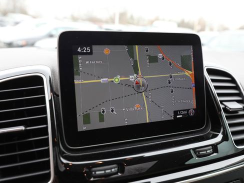Used 2018 Mercedes-Benz GLE 350 4MATIC image 23