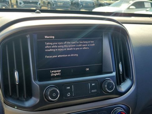 Used 2019 Chevrolet Colorado Z71 image 27