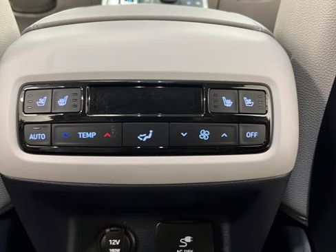 Used 2025 Hyundai Palisade Limited image 40