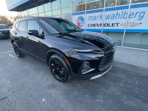 Used 2020 Chevrolet Blazer LT image 2