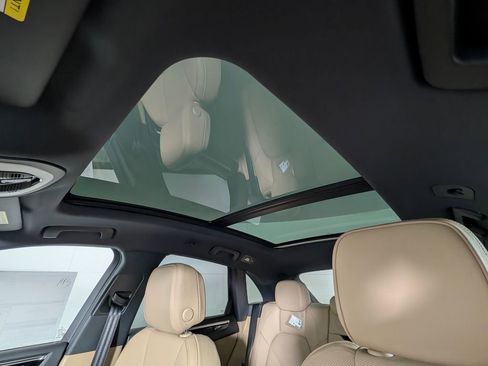 New 2026 Porsche Macan image 30