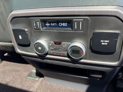 Used 2022 Ford Expedition Platinum AWD/4WD image 43