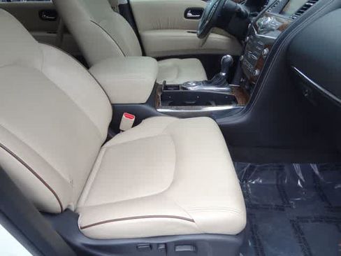 Used 2020 Nissan Armada Platinum w/ Captain's Chairs Package RWD image 19