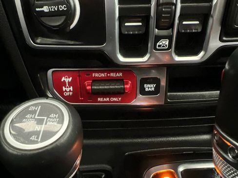Used 2023 Jeep Wrangler Unlimited Rubicon 4xe w/ Cold Weather Group AWD/4WD image 57